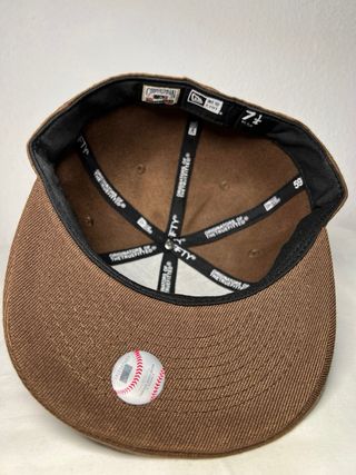 Gorra New Era 59FIFTY Café Talla 7 1/4