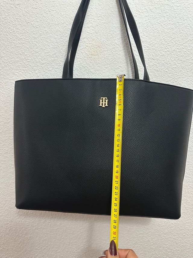 Bolso Tote Tommy Hilfiger Negro