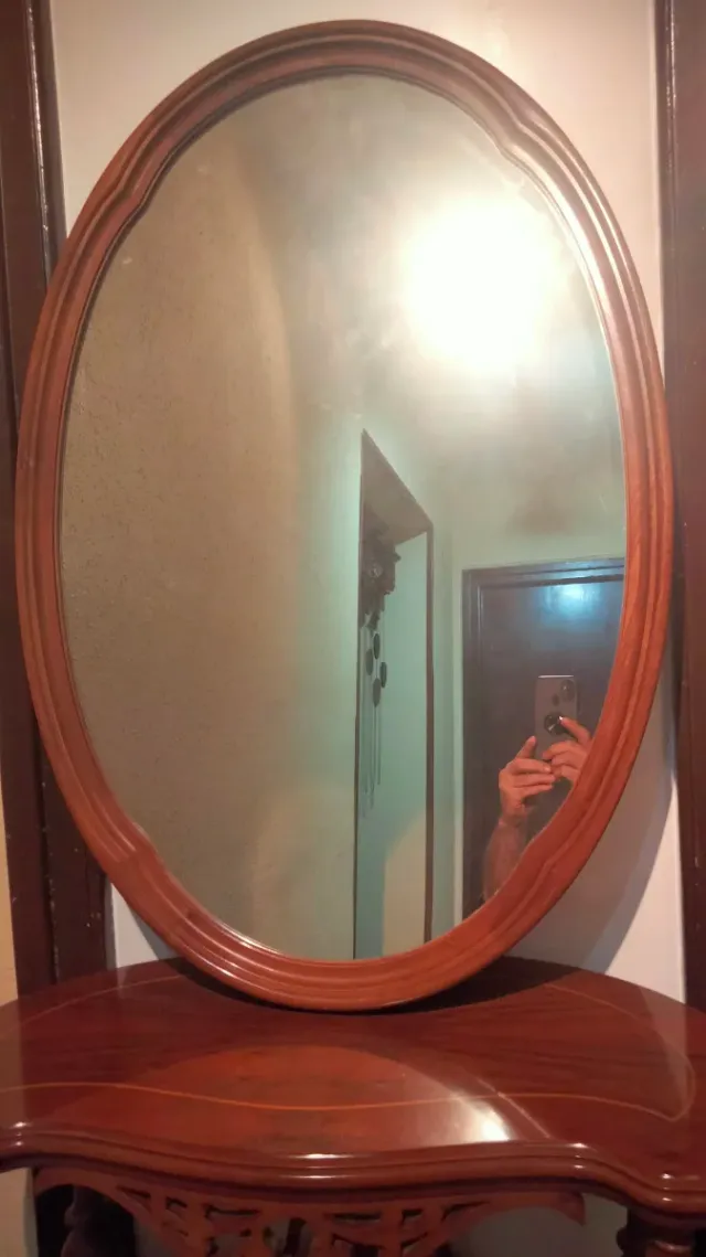 SPLENDIDO SPECCHIO DA PARETE CON CORNICE IN LEGNO E CRISTALLO