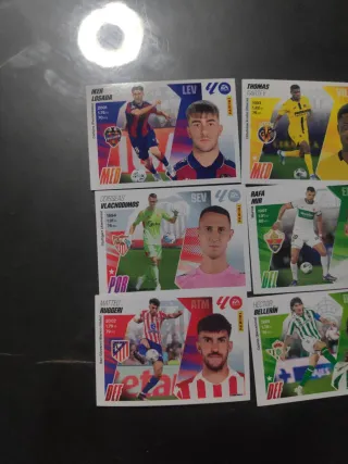 6 Cromos Bis Liga Este 25/26 Panini