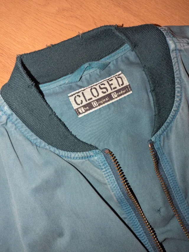Chaqueta bomber verde desgastado CLOSED Talla L