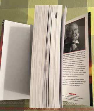 Dianética: El Poder del Pensamiento Sobre el Cu...