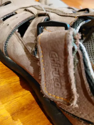 Zapatillas trekking Chiruca marrones y grises