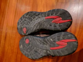 Zapatillas trekking Chiruca marrones y grises