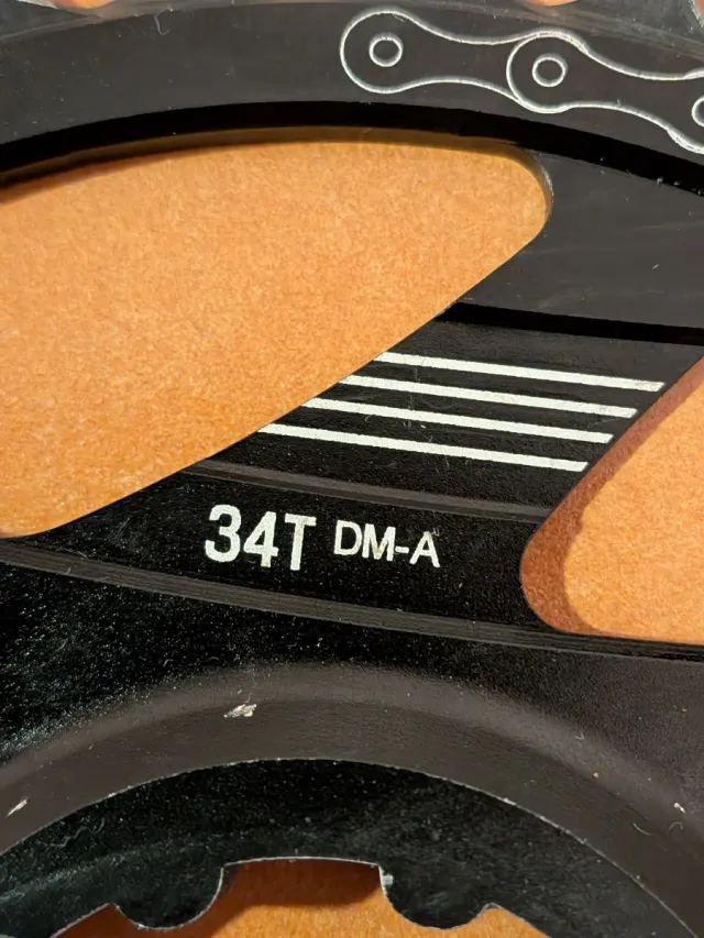 Plato Praxis DM-A MTB 34T-10/11/12V-3mm Offset