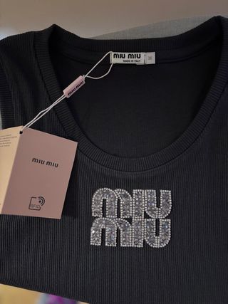 Top Miu Miu Negro Brillo nueva