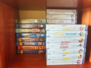 Lote (27) VHS Disney Clásicos (Español)