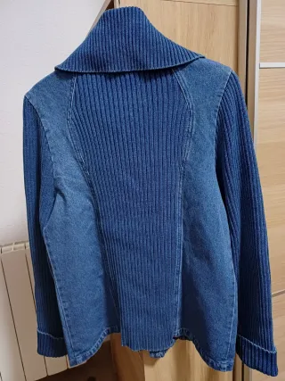 Chaqueta tejana y punto con pedrería Talla XL