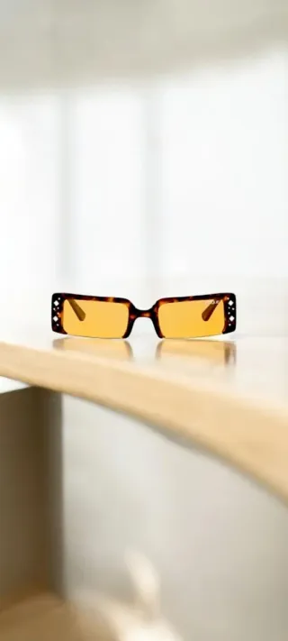 Gafas Vogue y Colgante