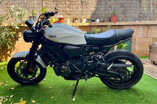 *Yamaha XSR700 A2*