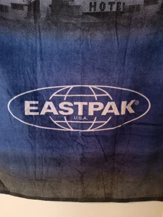 Telo mare, Eastpak