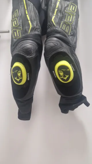 Mono de moto Bela (Talla 58)