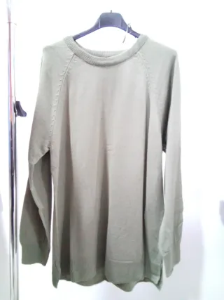 Vendemos lotes de ropa de mujer