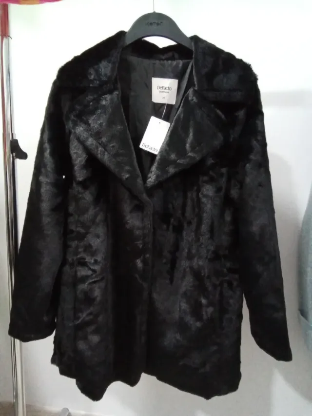 Vendemos lotes de ropa de mujer