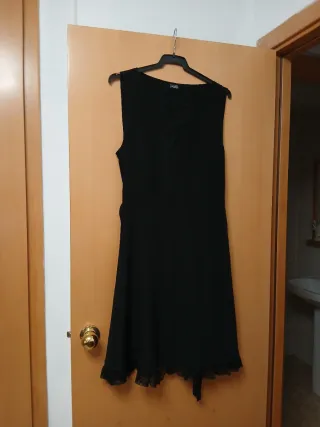 Vestido/Jersey verde con parches chica y chaqueta