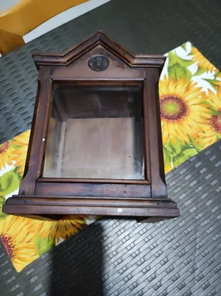 Piccola vetrinetta in legno antic
