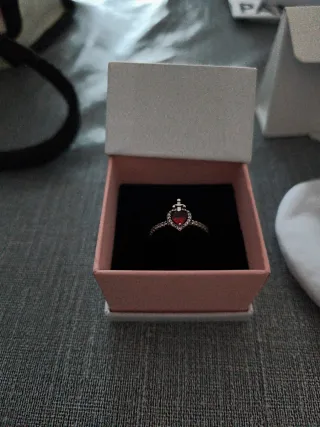 Anillos Pandora Corazón Rojo y Circonita