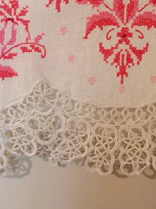 Asciugamano ricamato