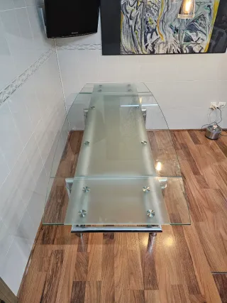 Mesa cristal y acero inox salón/cocina