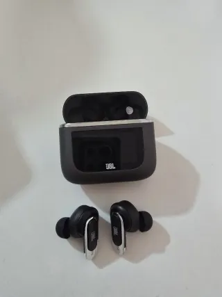 Auriculares JBL Tour Pro 2 Negros