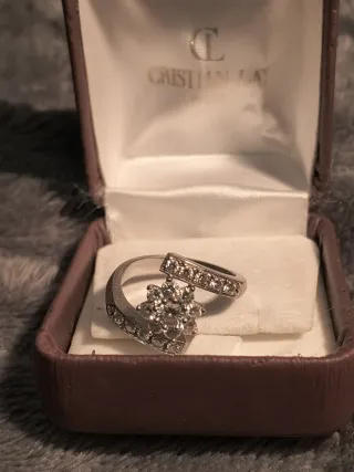 Anillo Oro Blanco 18 kilates Diamantes 15 pz.R1