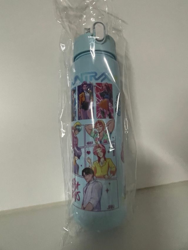 Botella de agua Huntrix azul k pop