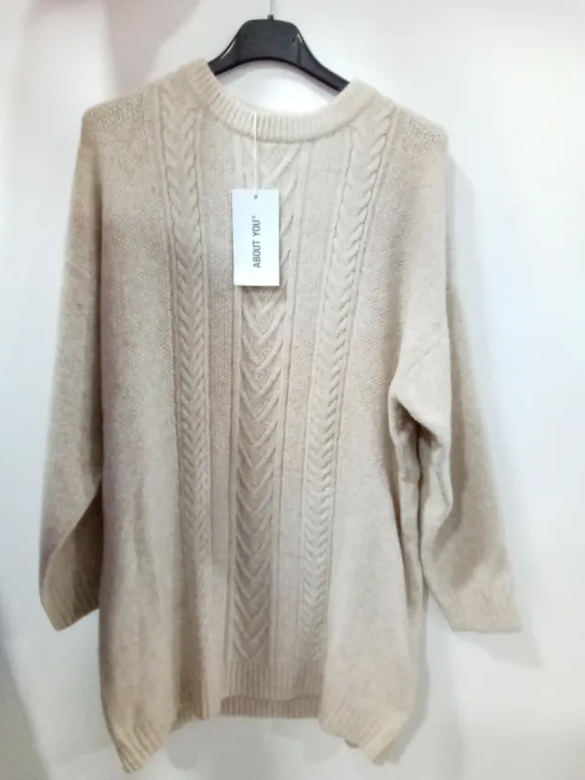 Lotes de jerseys y chaquetas  de invierno de mujer