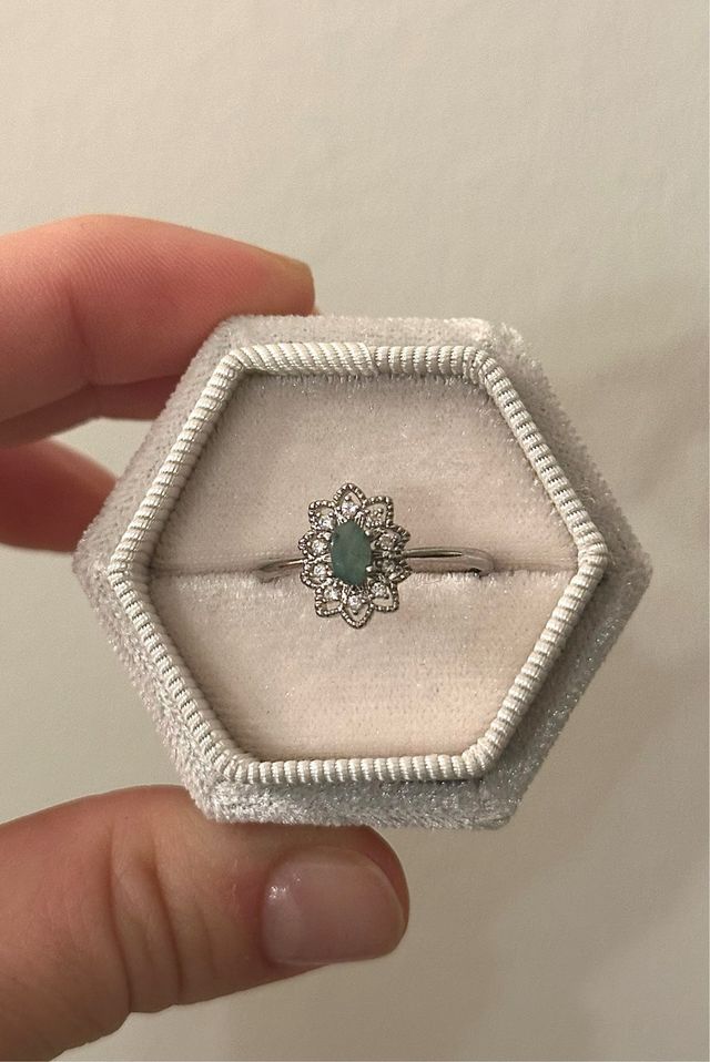 Anello Smeraldo Naturale con zirconi