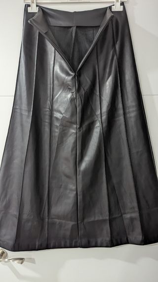 Faldas Sfera Basic Negra o Falda H&M marrón botone