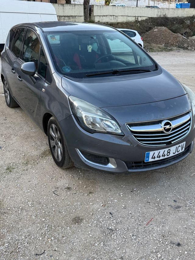 Opel Meriva 2015