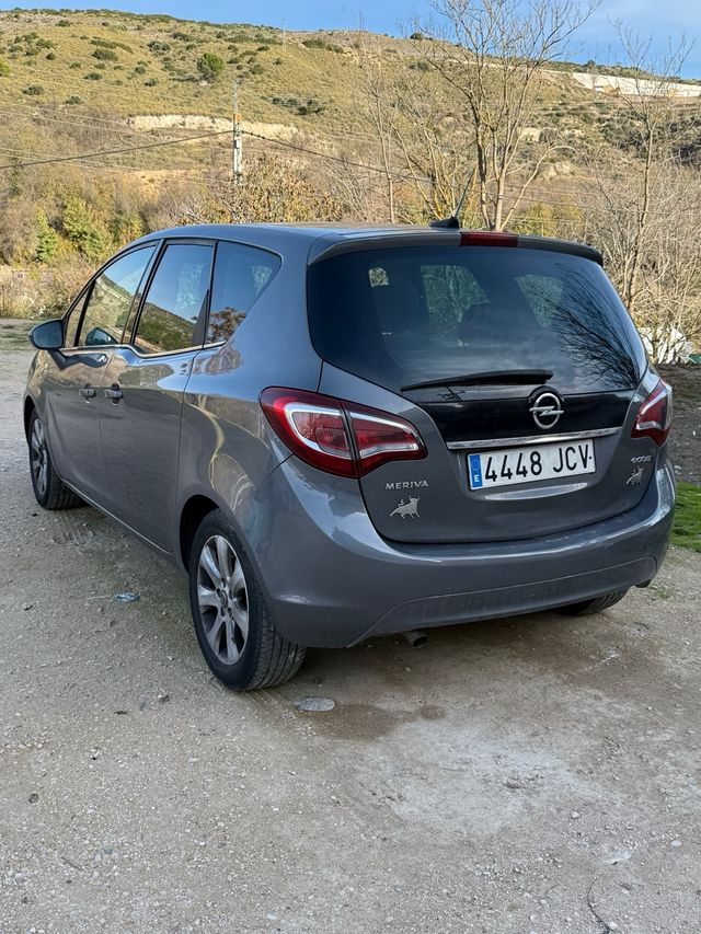 Opel Meriva 2015
