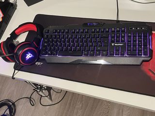 Kit Gaming Tempest RGB Tastiera e Cuffie