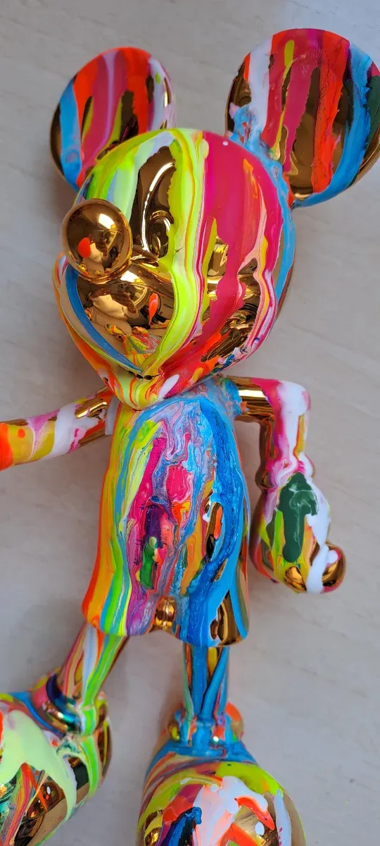 Figura Mickey Mouse Multicolor y Dorado