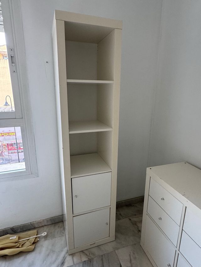 estanterías blancas ( 4 muebles )