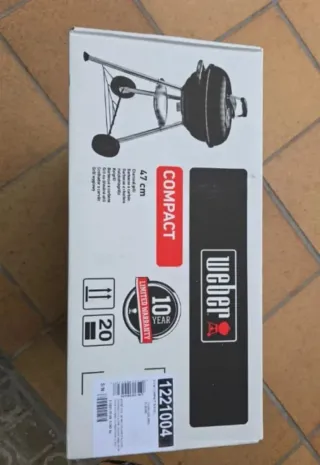 Barbacoa Weber Kettle Negra en si caja