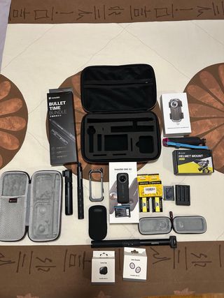 Insta360 X2 Cámara 360 +Accesorios también sueltos