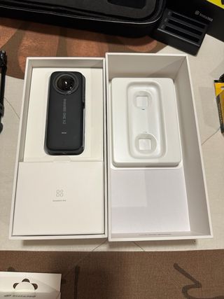Insta360 X2 Cámara 360 +Accesorios también sueltos