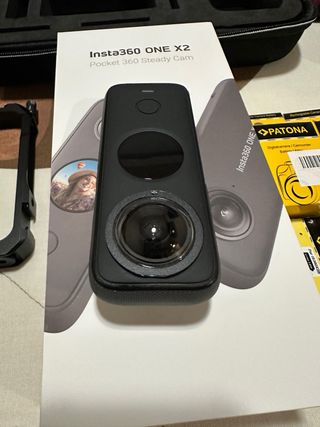 Insta360 X2 Cámara 360 +Accesorios también sueltos
