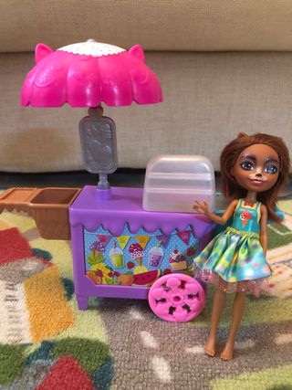 Muñeca Enchantimals con carrito de helados