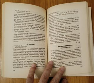 Echar las cartas con la baraja española