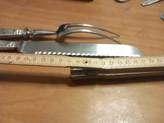 Forchetta e coltello vintage in metallo