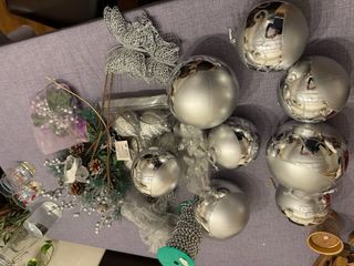 Varios artículos Decorativos  de navidad Plateados