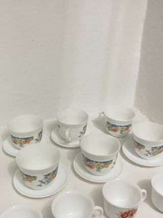 Vajilla tazas vasos pontesa cubitera cubertería