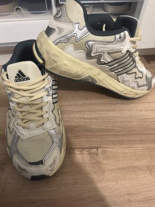 Adidas Response Bad Bunny Plata/Blanco