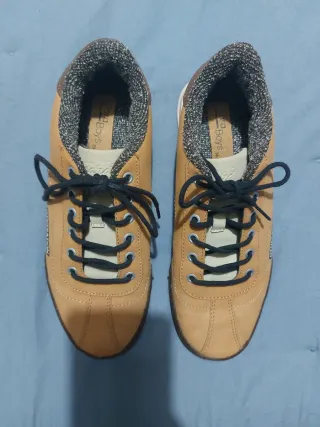 Zapatillas Zara chico talla 37