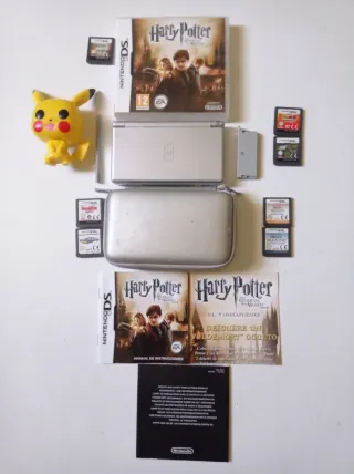 Nintendo DS Lite Plateada + Juegos y Accesorios