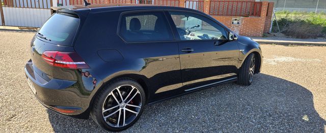 Volkswagen Golf GTD 2.0 TDI 184CV DSG BMT