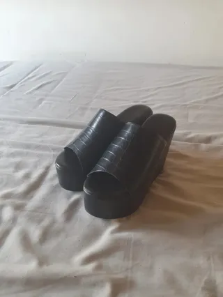 Sandalias Mules Plataforma Talla 38 Negras