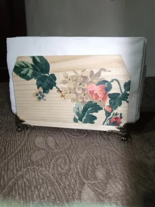 Portatovaglioli Legno Artigianale Floreale