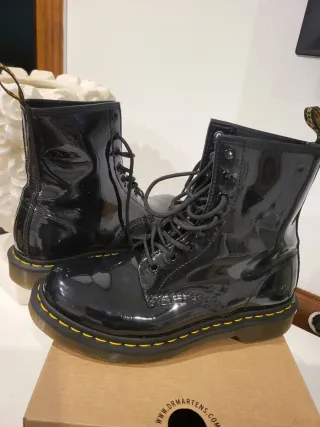 Botas Dr. Martens charol negras